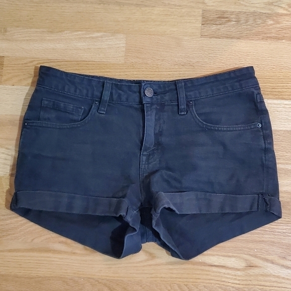 BDG Pants - BDG Mid Rise Shortie Black Denim Shorts